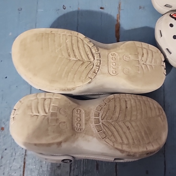 Crocs - Picture 2 of 2